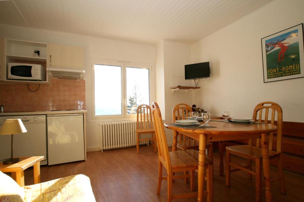 Residence Les Cimes Font-Romeu-Odeillo-Via Room photo